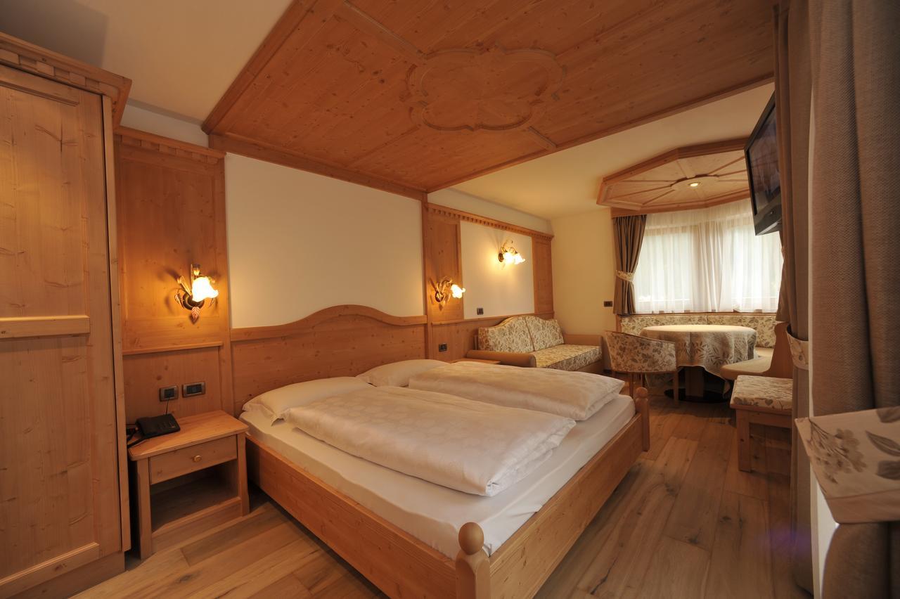 Hotel Muliac Selva di Val Gardena Exterior photo