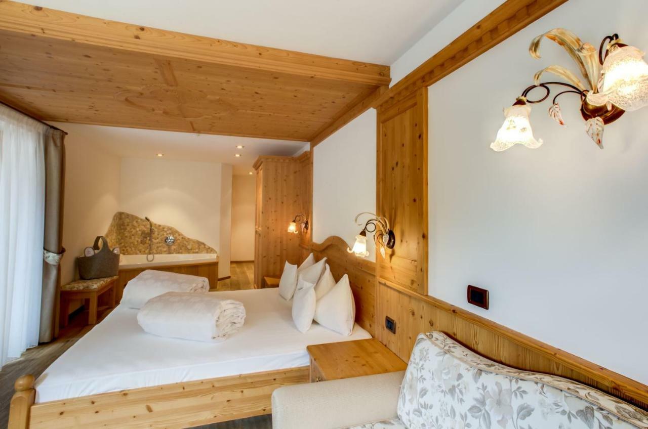 Hotel Muliac Selva di Val Gardena Exterior photo
