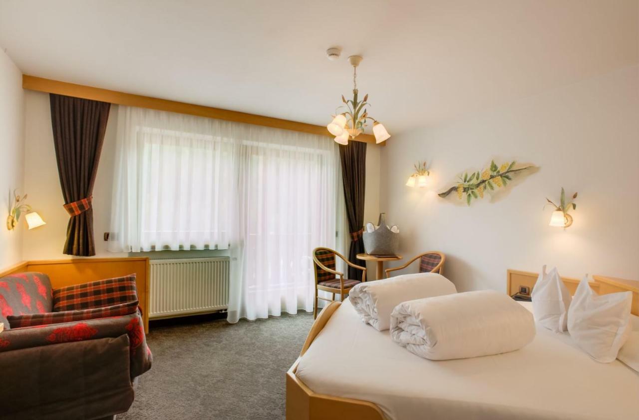 Hotel Muliac Selva di Val Gardena Exterior photo